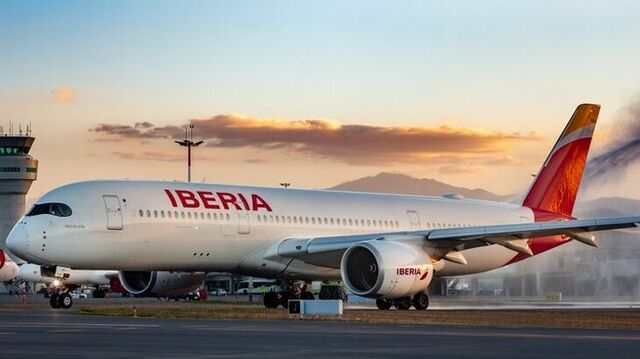 Iberia Aerolínea Avión