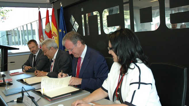firma convenio Ayto.León-INCIBE2