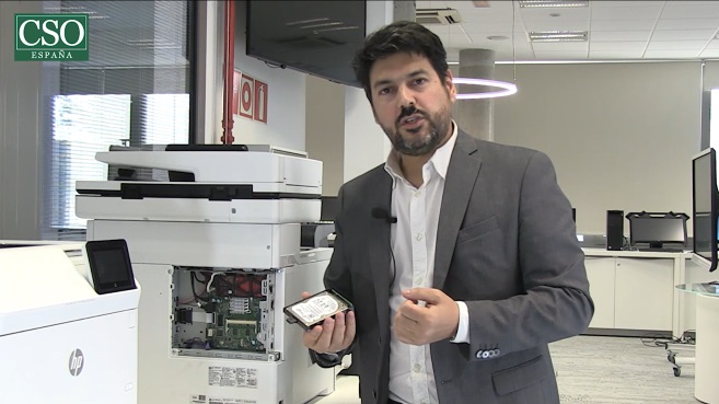 Impresora HP LaserJet placa con Melchor Sanz